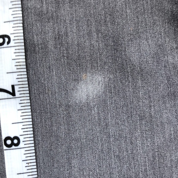 Figs bundle in graphite includes 3 Zamora joggers and 2 Rafaela oversized tops - Picture 8 of 10